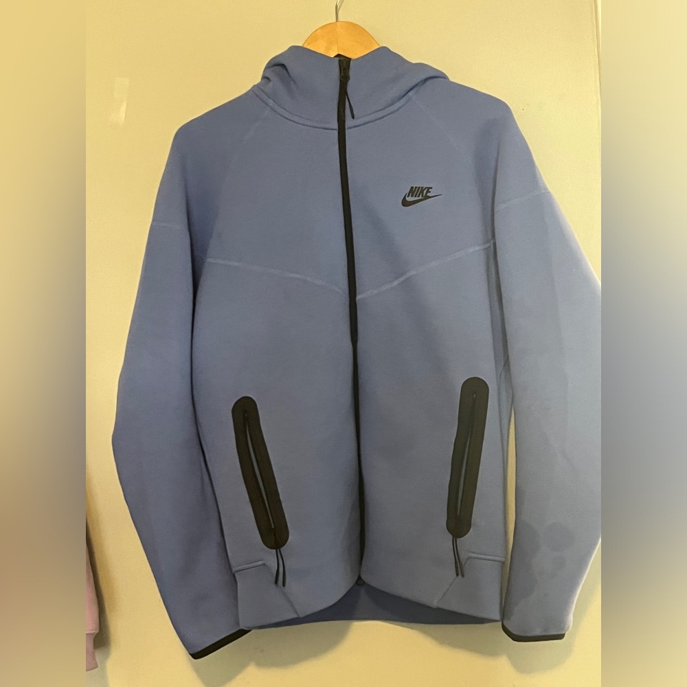 Baby blue nike tech